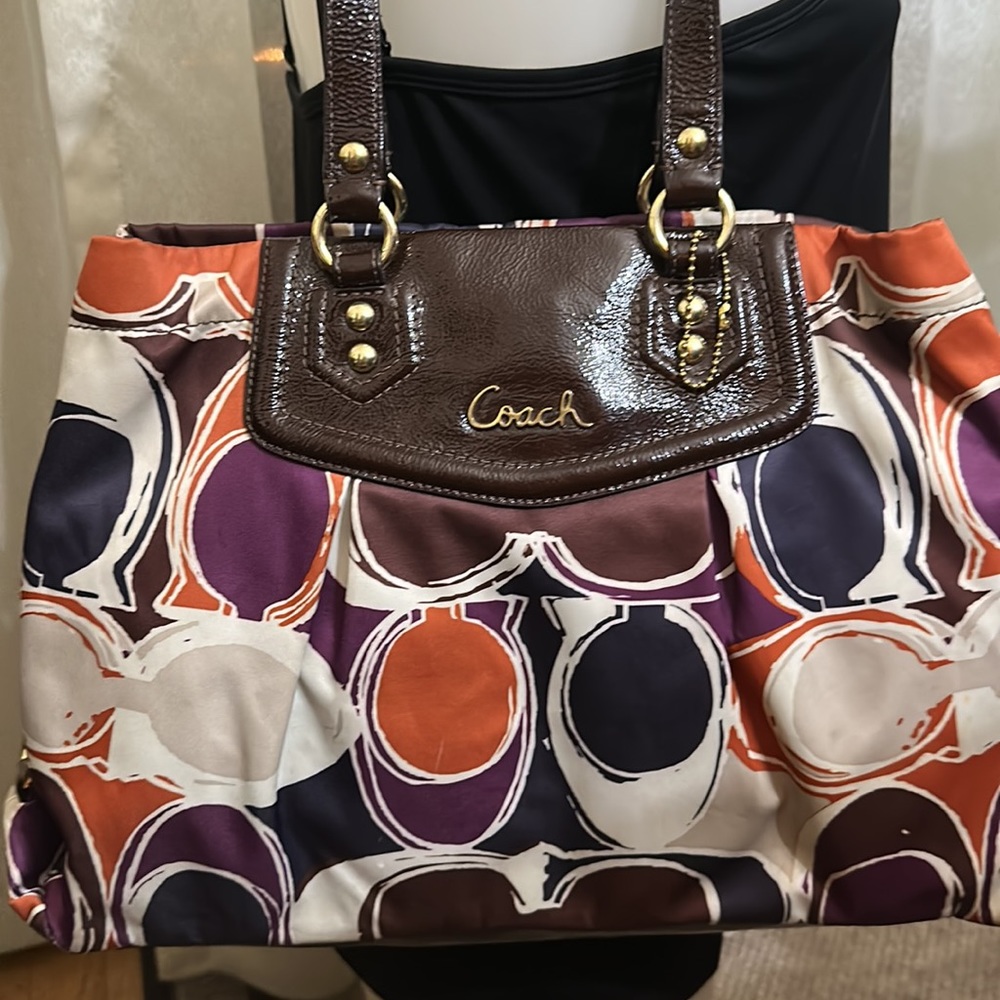 Coach signature shoulder bag